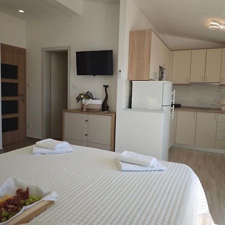 באסקה וודה Apartment Topic מראה חיצוני תמונה