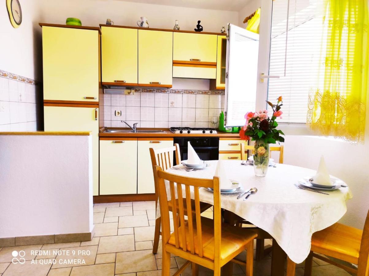 באסקה וודה Apartment Topic מראה חיצוני תמונה