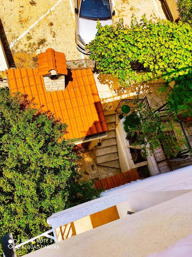 באסקה וודה Apartment Topic מראה חיצוני תמונה