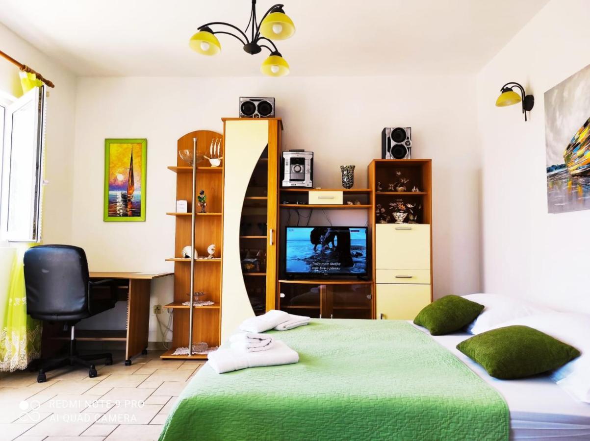 באסקה וודה Apartment Topic מראה חיצוני תמונה