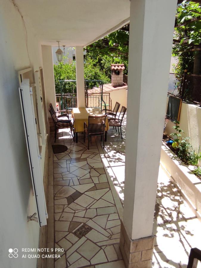באסקה וודה Apartment Topic מראה חיצוני תמונה