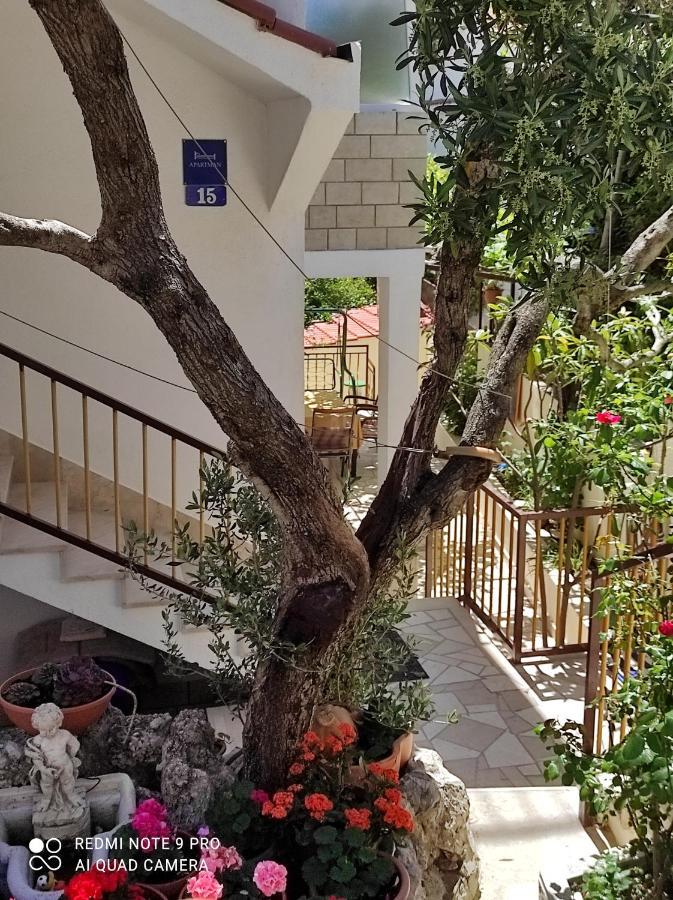 באסקה וודה Apartment Topic מראה חיצוני תמונה