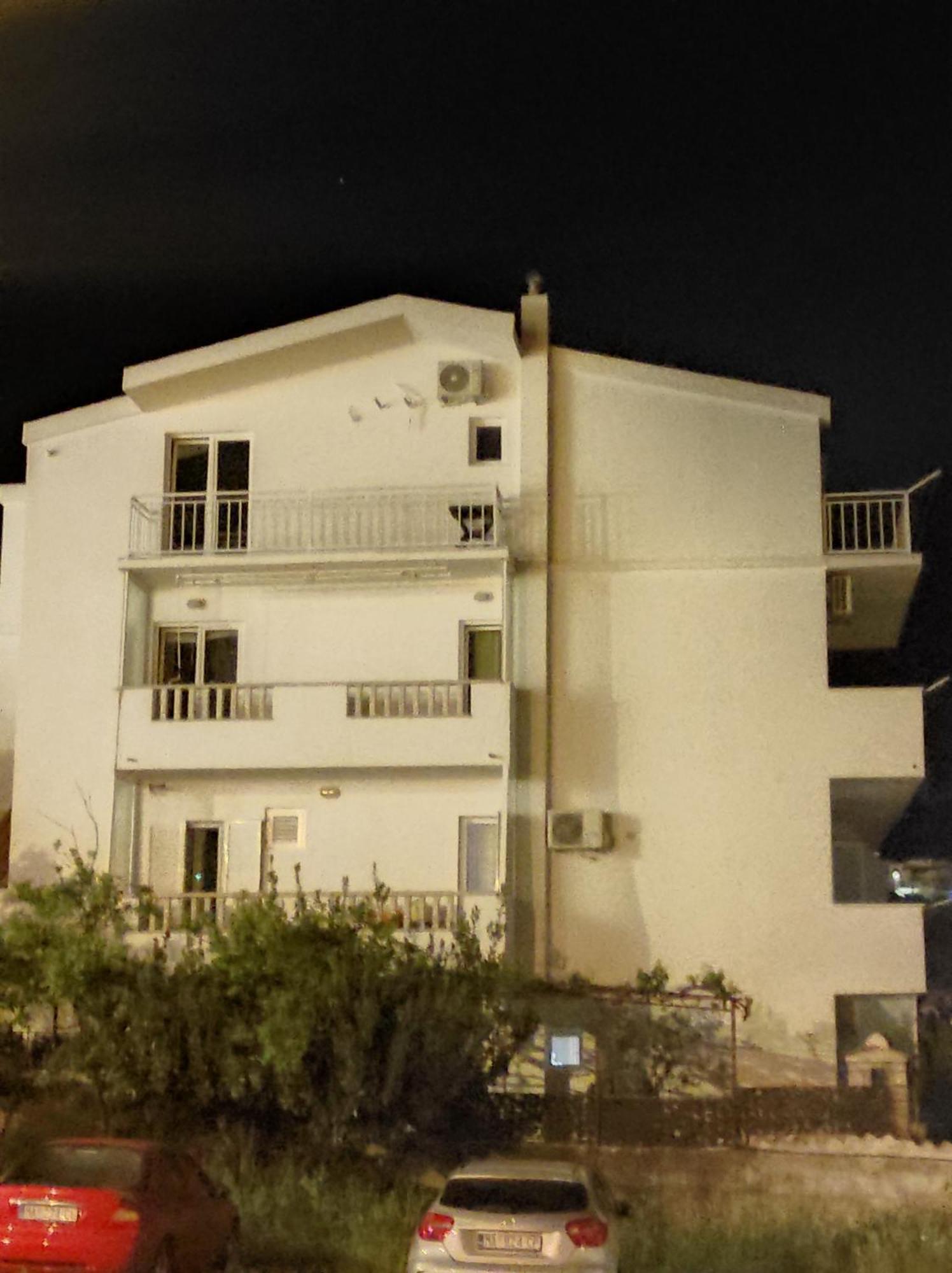 באסקה וודה Apartment Topic מראה חיצוני תמונה