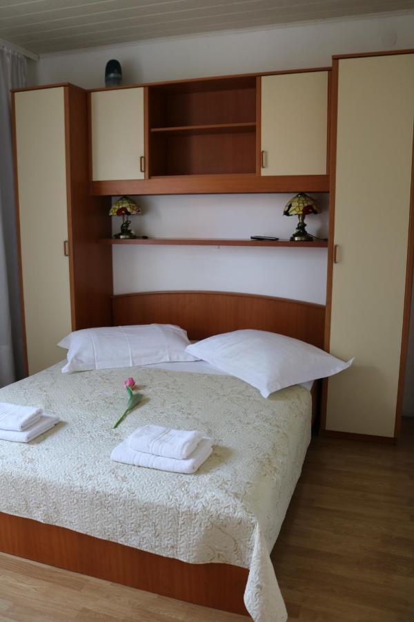 באסקה וודה Apartment Topic מראה חיצוני תמונה
